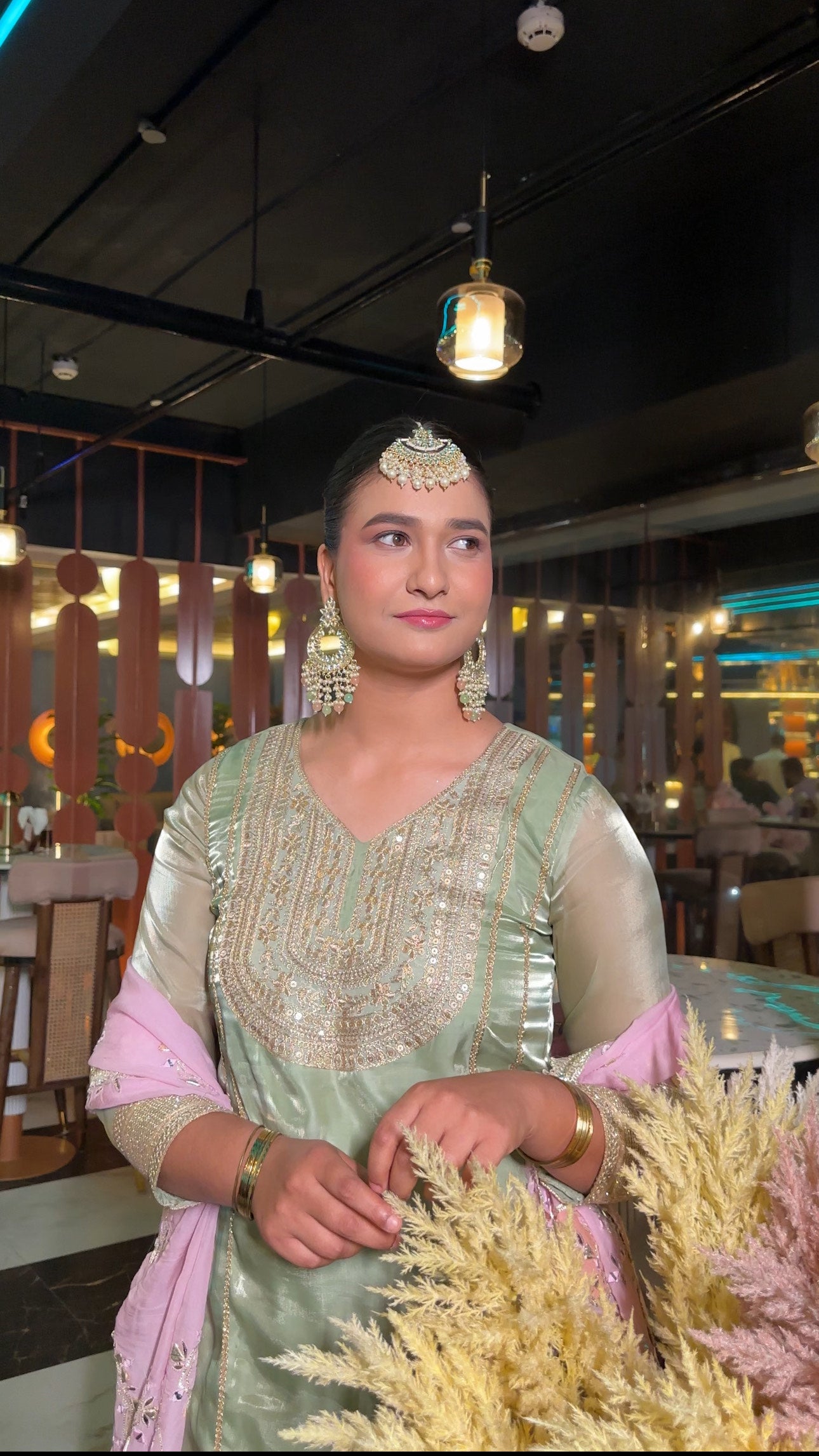 दिशा's Kiladar Organza Suit Set