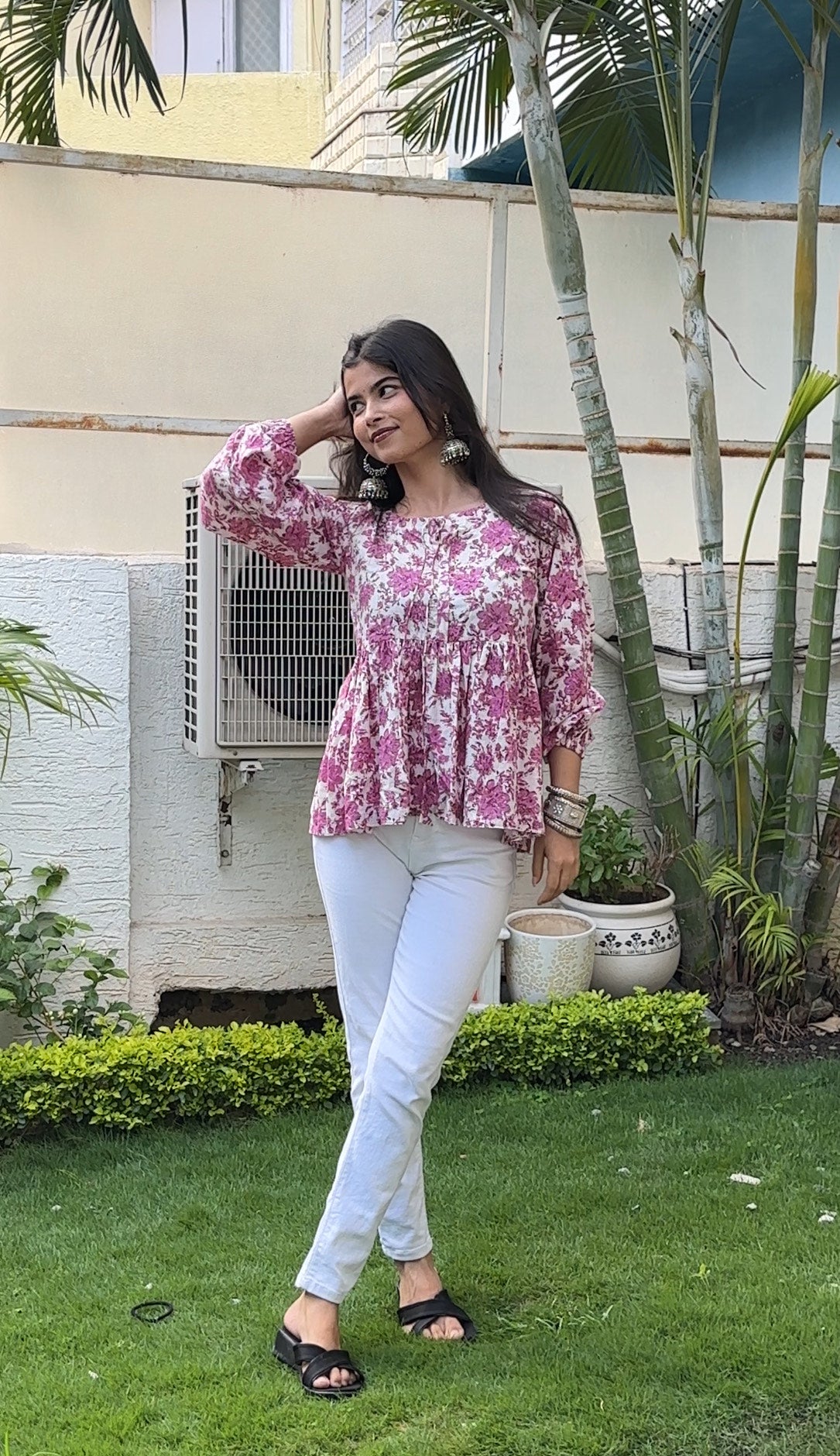 दिशा's Peplum Style Floral Print Short Kurti