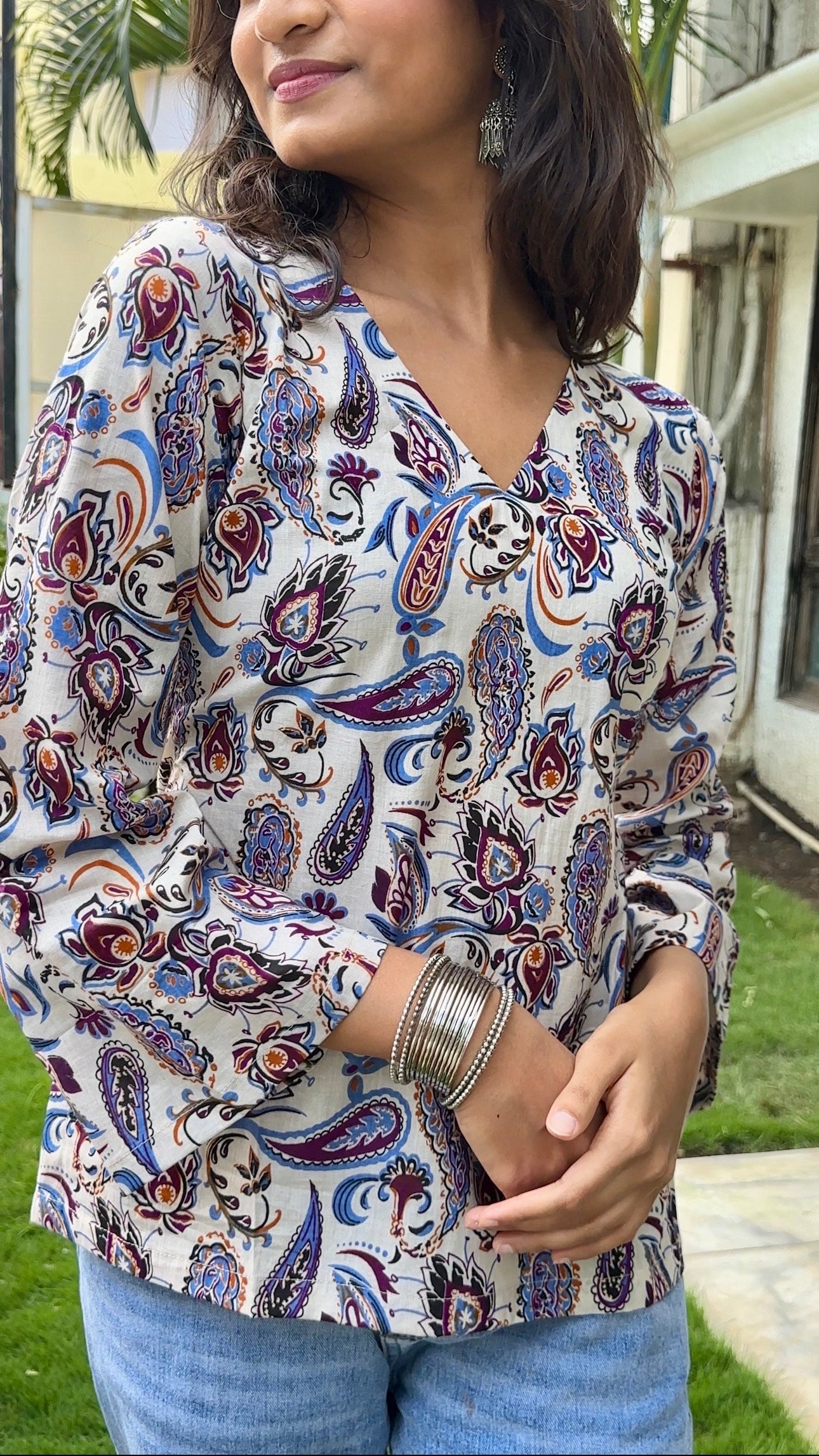 दिशा's Cotton Bell Sleeves Short Kurti