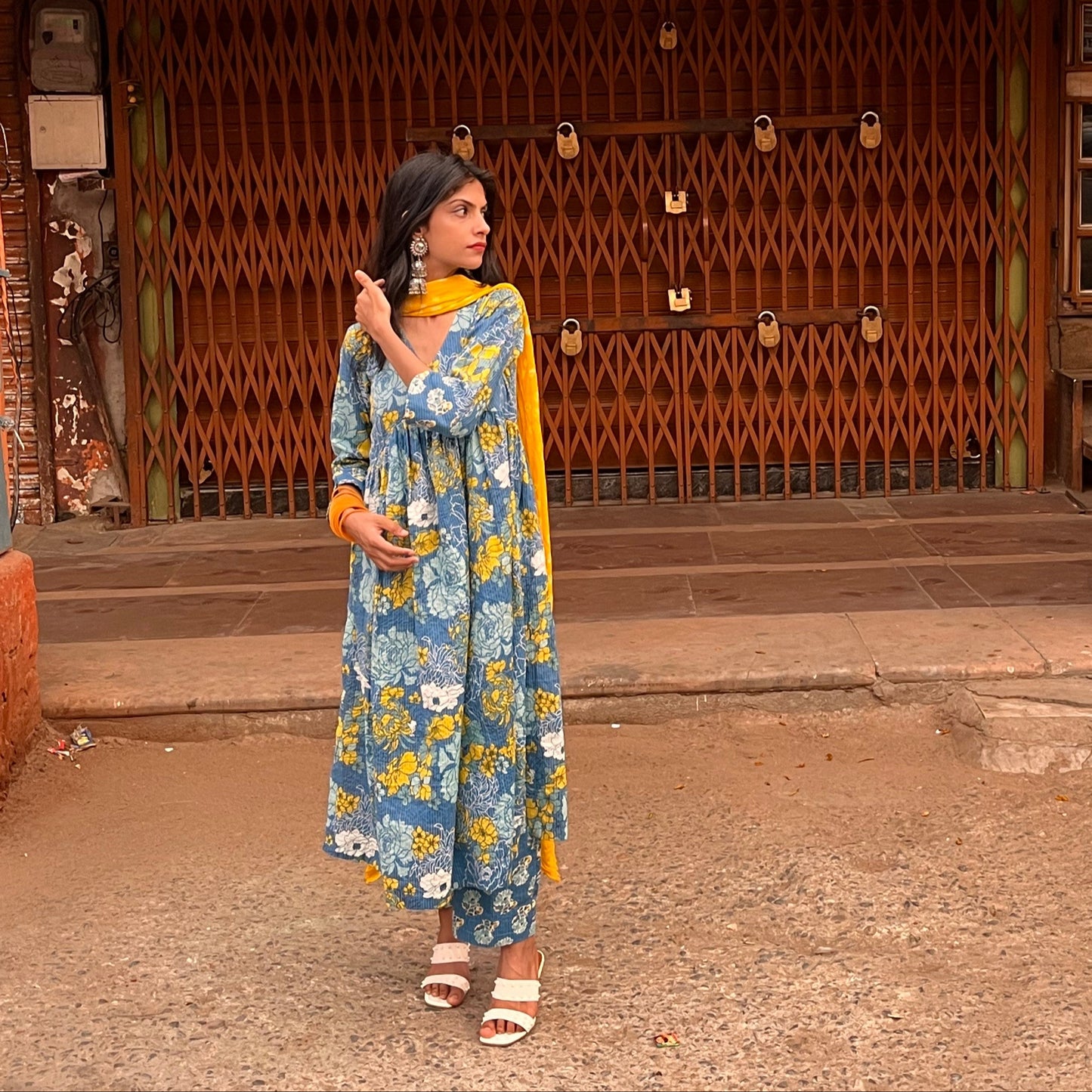दिशा's katha cotton alia cut suit set