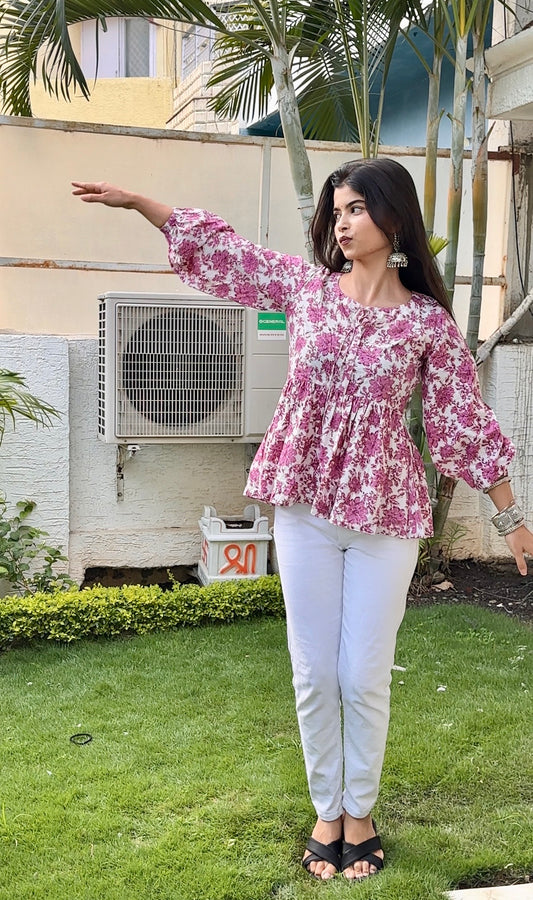 दिशा's Peplum Style Floral Print Short Kurti
