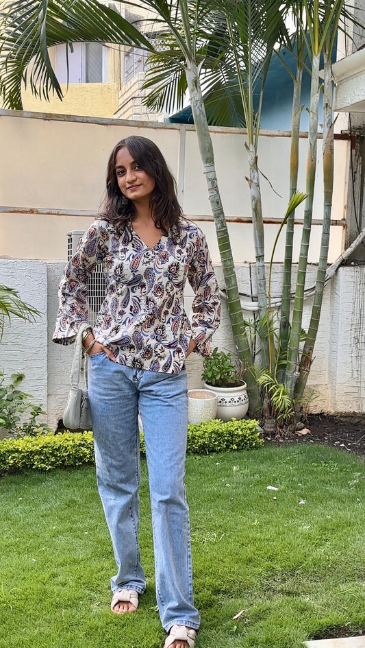 दिशा's Cotton Bell Sleeves Short Kurti